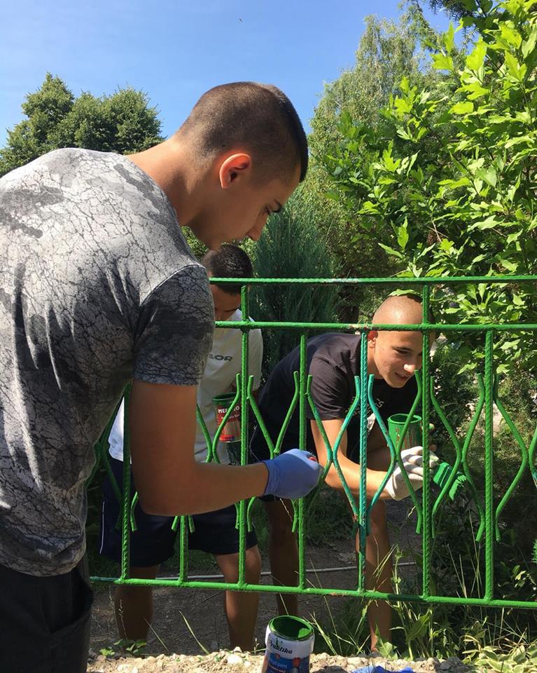 Деветокласниците с похвално начинание (СНИМКИ)