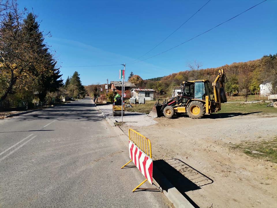 Село Шума ще блесне с нов тротоар