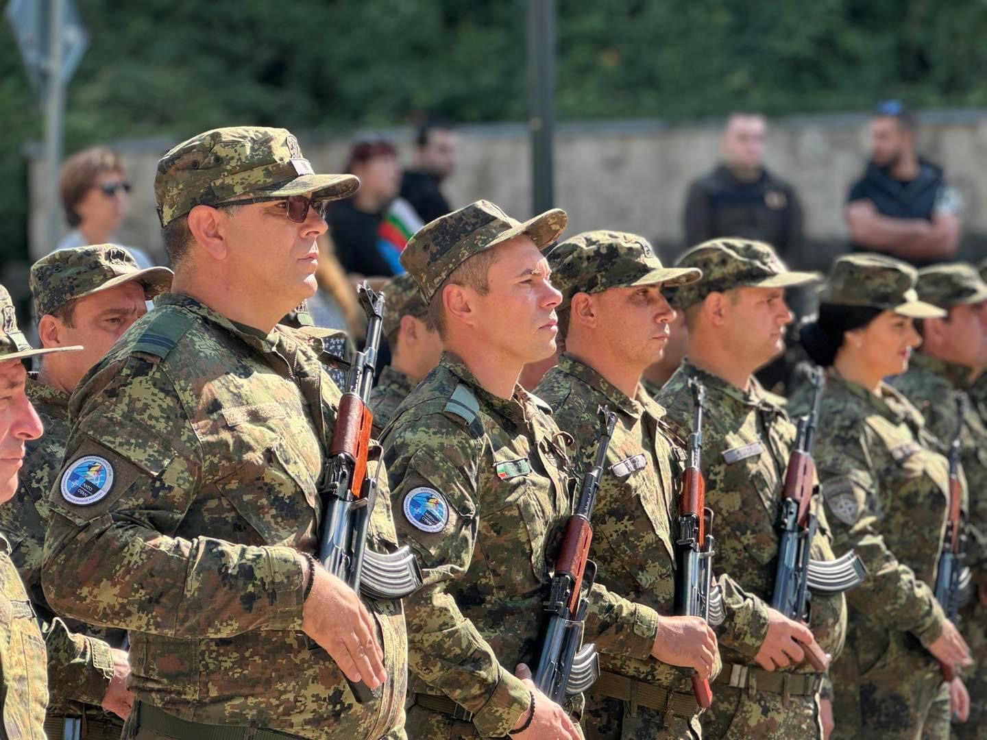 Костинбродското поделение търси войници